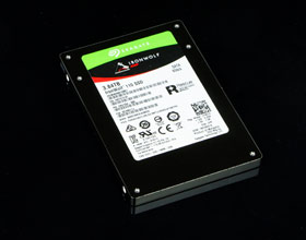 Rewolucja w systemach NAS – SSD zastępują HDD
