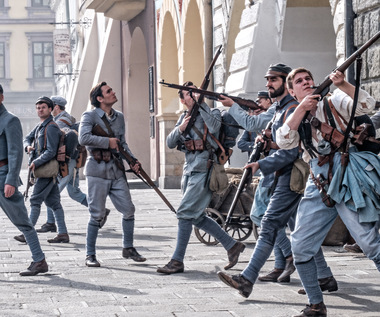 "Legiony" z Baką, Fryczem i Szycem we wrześniu w kinach. Zobacz zwiastun!