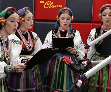 Piosenka z prawdziwego zdarzenia: „Zwłaszcza wrzesień jesień spłaszcza, czyli papużka hulaszcza”