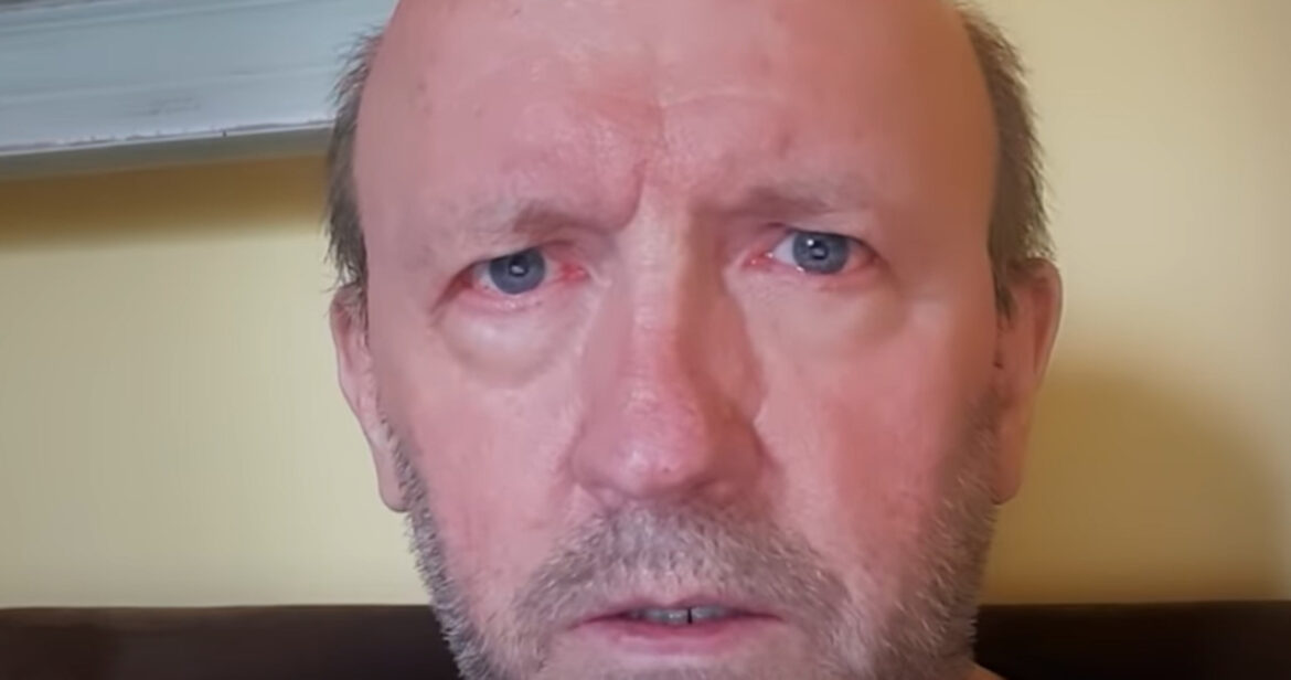 Artur Barciś zmaga się z Covid-19. Nagrał "krótki wiersz o chorowaniu"