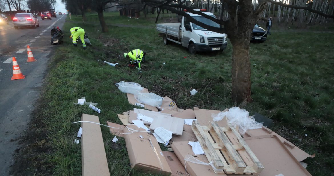 Karambol w Łodzi. Zderzyło się sześć samochodów [ZDJĘCIA]