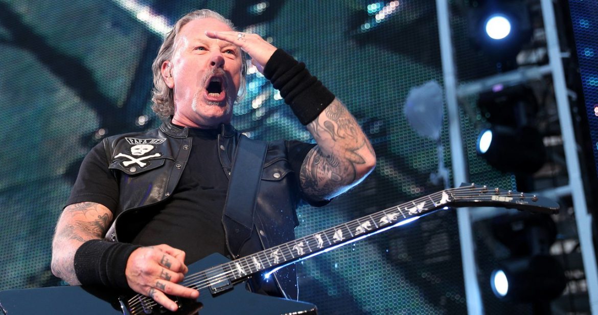 53 artystów, 12 piosenek i słynny album zespołu Metallica