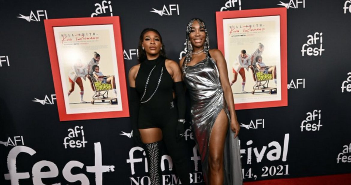 Siostry Williams na czerwonym dywanie. Premiera filmu "King Richard"