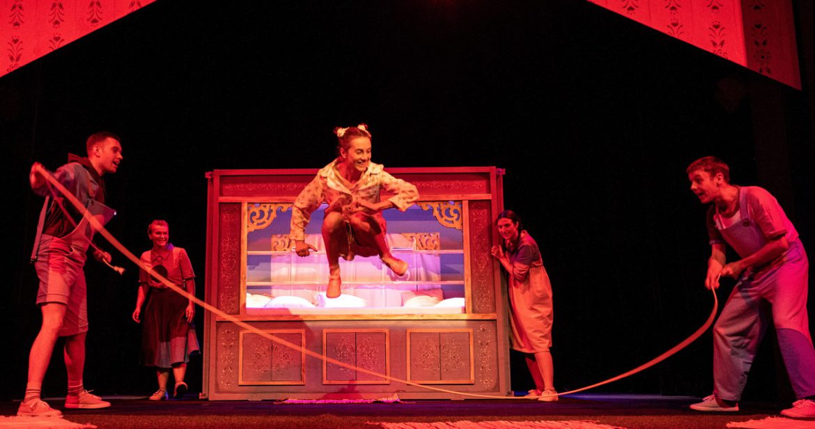 W sobotę w łódzkim Teatrze Pinokio premiera "Dzieci z Bullerbyn"