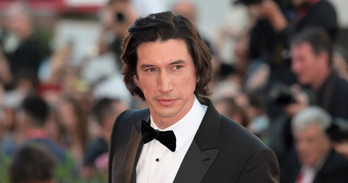 Adam Driver jako Enzo Ferrari. Spektakularna metamorfoza