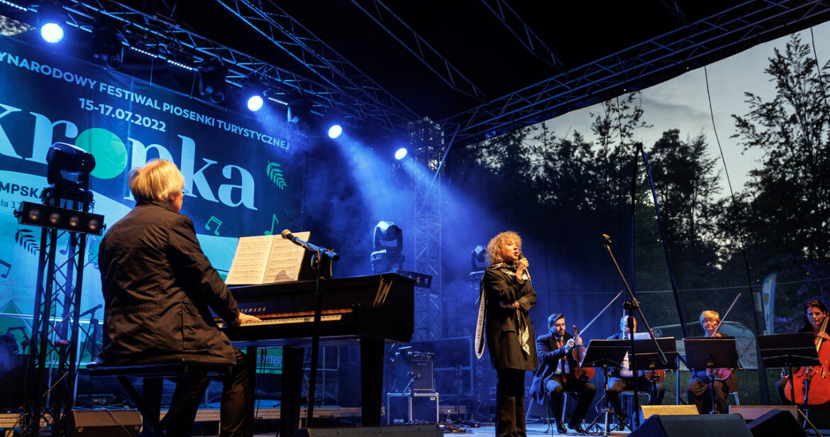 ​No i "Kropka". Wielki festiwal w małym miasteczku
