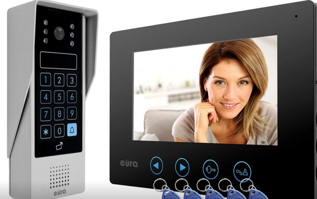 Jak zabezpieczyć dom? Monitoring i wideodomofony