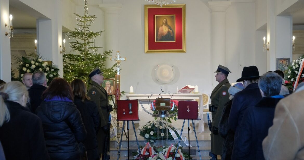 Pogrzeb Izabelli Cywińskiej. "Ona żyła teatrem"