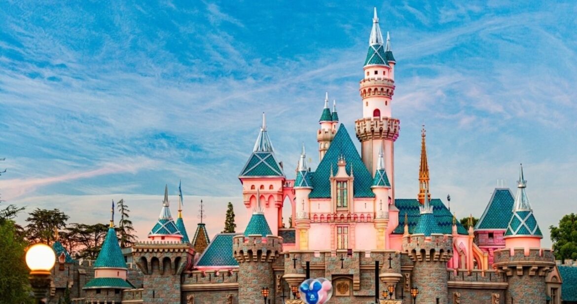 Dożywotni zakaz dla osób oszukujących w kolejkach do Disneylandu