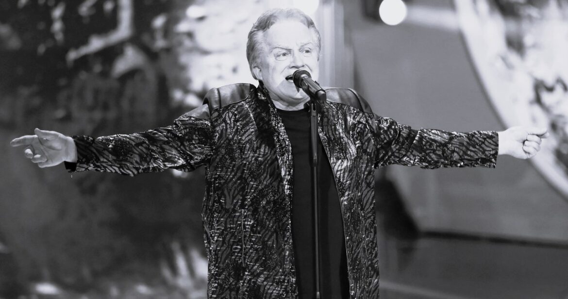 Felicjan Andrzejczak nie żyje. Były wokalista "Budki Suflera" miał 76 lat