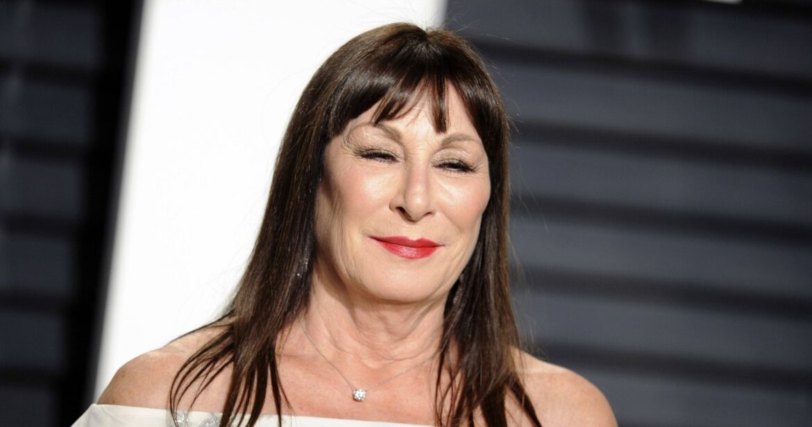 Anjelica Huston zwycięża walkę z rakiem. Inspirujące słowa gwiazdy