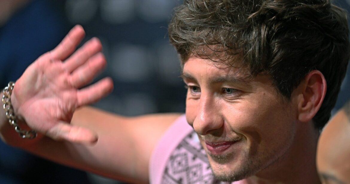 Barry Keoghan odstawia boks dla The Beatles. Widzowie czekają na hit