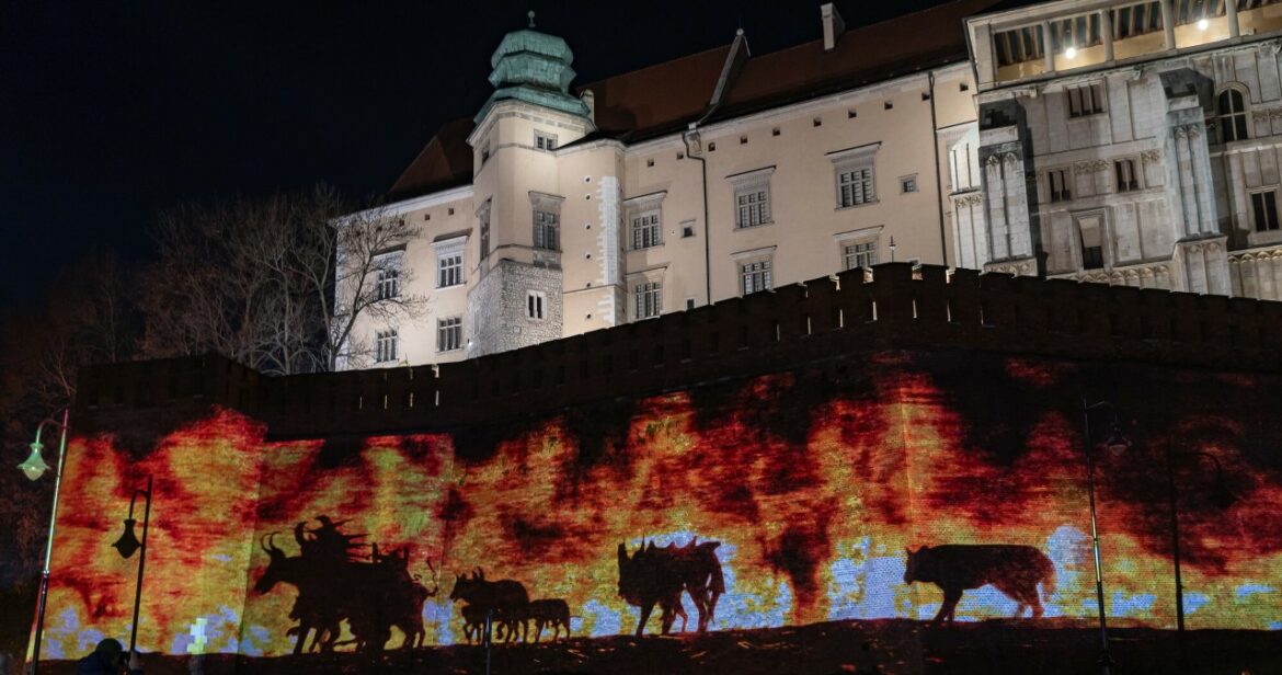 ​Monumentalne widowisko na murach Wawelu