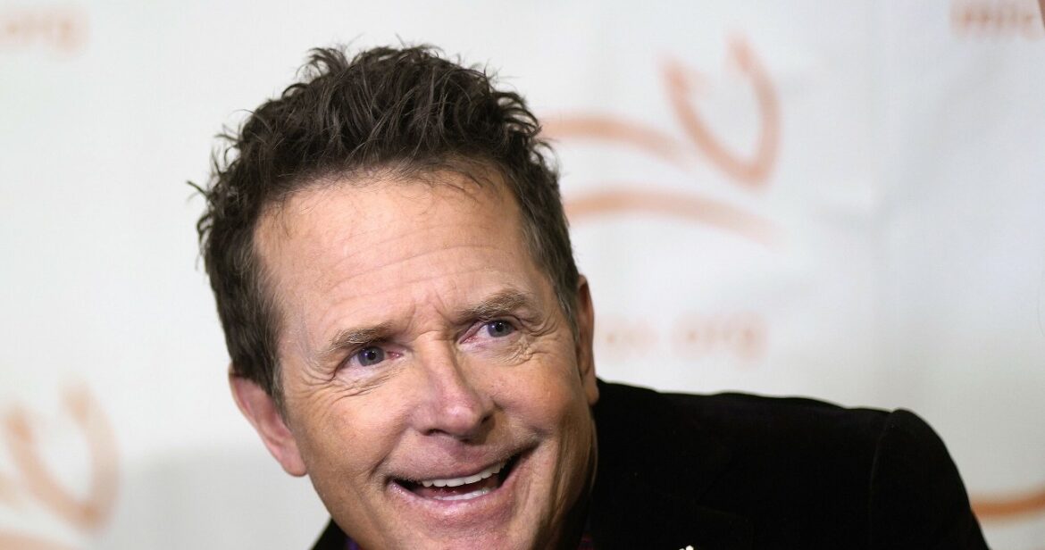 Michael J. Fox "uśmiercony" na wizji. Aktor odpowiedział z humorem